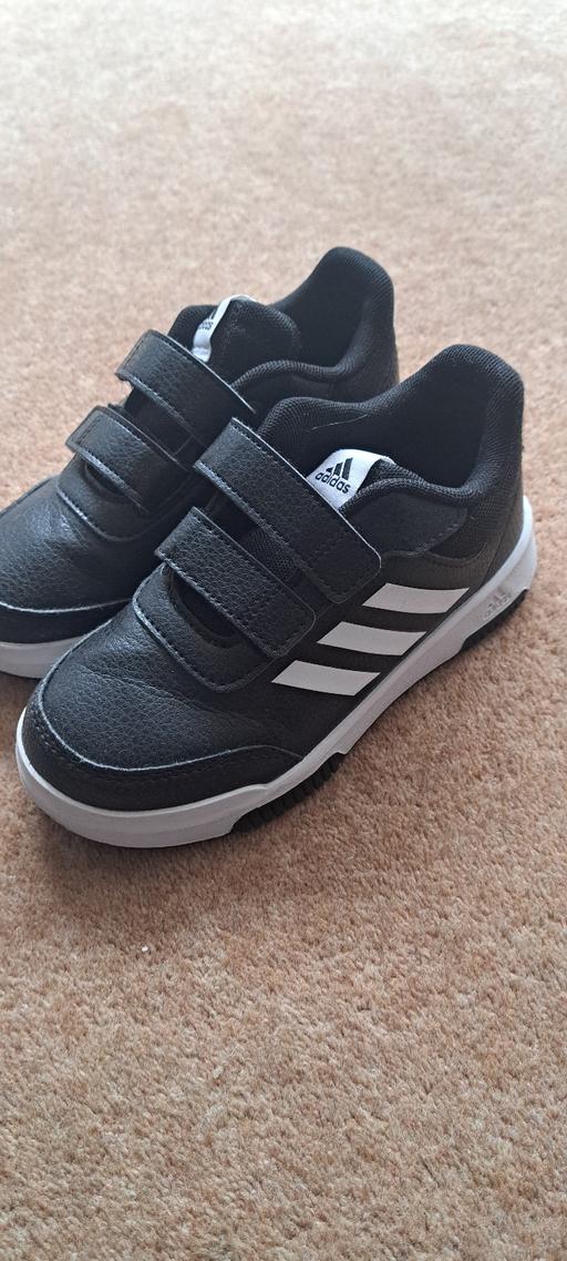  — adidas tensaur trainer kids size 12