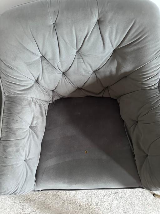  — Dining chairs