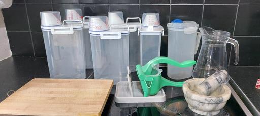  — plastic containers with few kitchen things