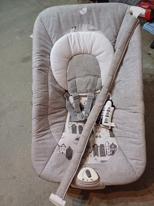  — baby chair