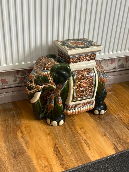  — Plant stand elephant stand  indoor