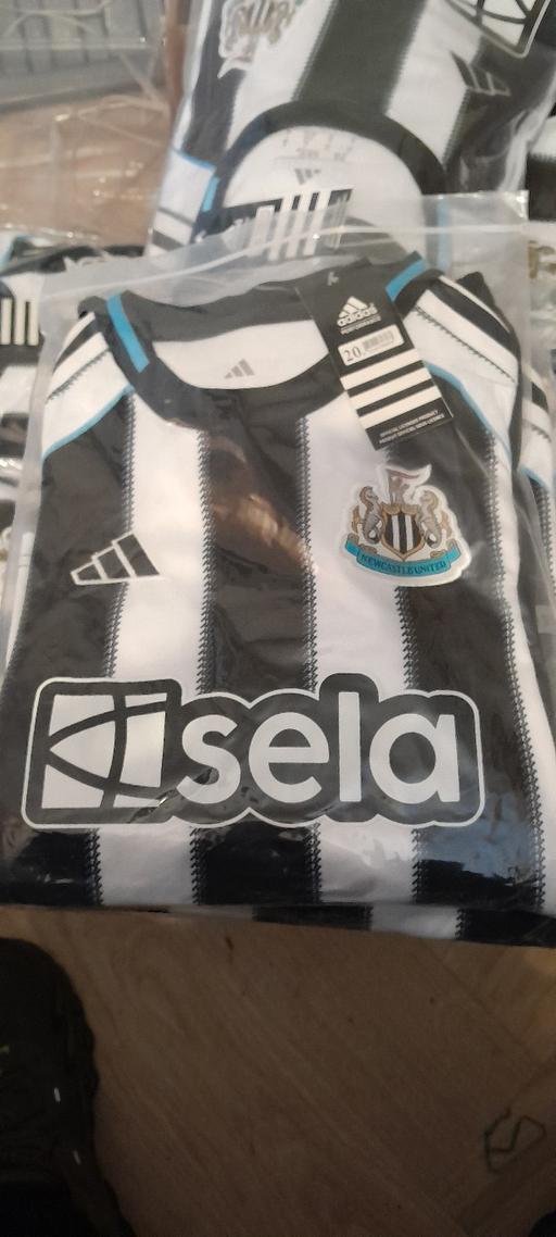  — Newcastle United kids and adult shirts