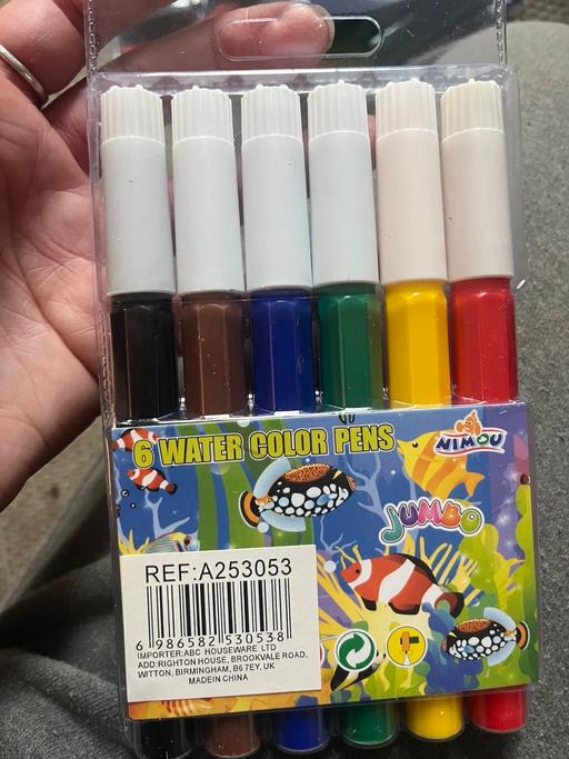  — Watercolor felt pens