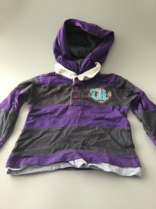 — Boys purple hooded top age 2/3 yrs