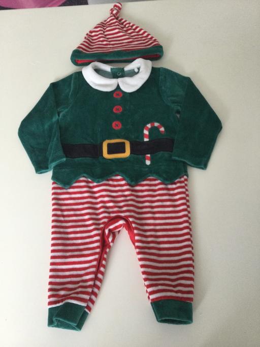  — Xmas outfit age 6/9months