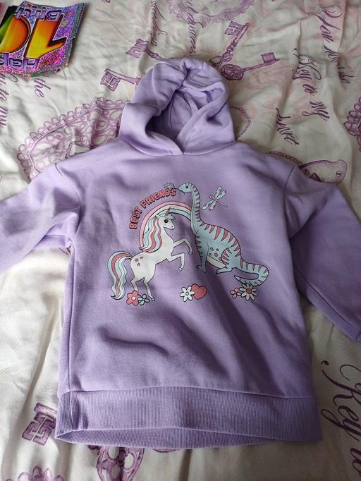  — girls hoodie 5-6yrs