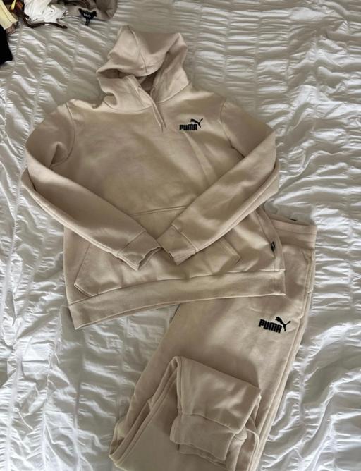  — Puma Tracksuit women’s