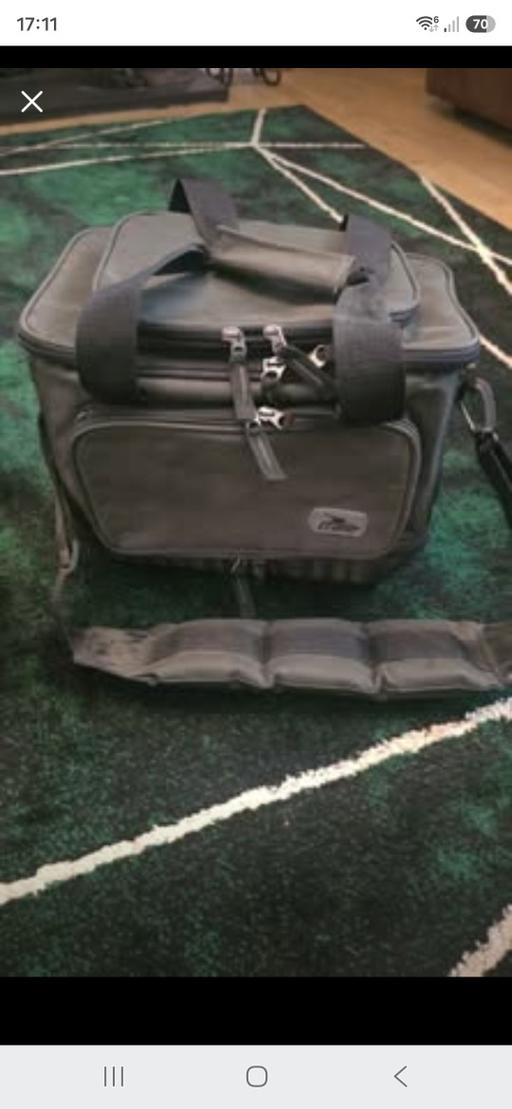  — fishing tackle storage bag