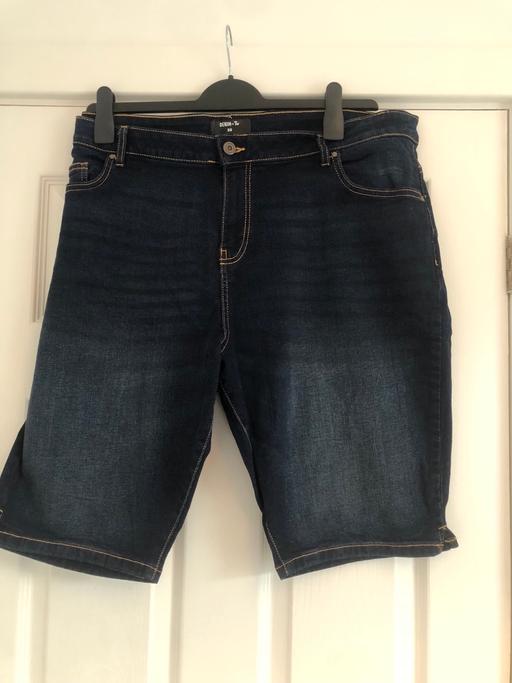  — Jean shorts