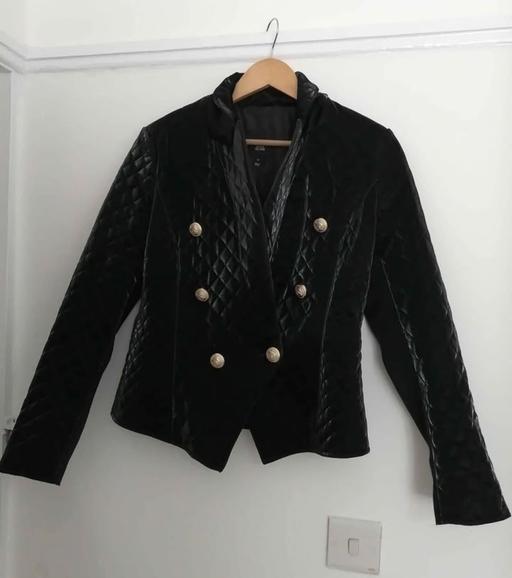  — River island women's size 10 black jacket