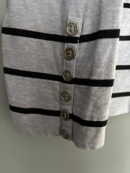  — H&M Ladies Striped Long Sleeve Top