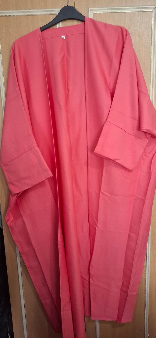  — Open abaya