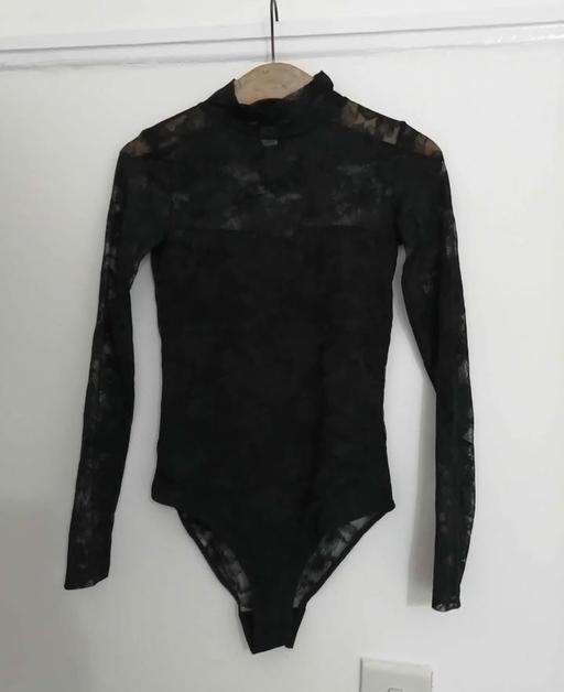  — women's size 6 black lace top