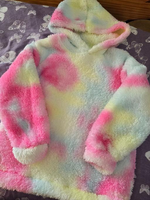  — 9-10 years girls fleece hoody