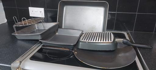  — baking dish and fry pan