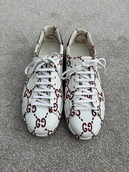  — Gucci sneakers