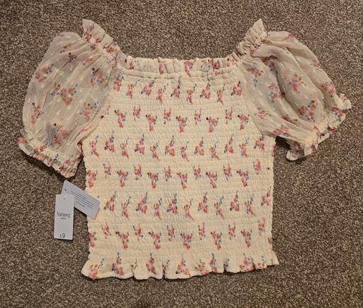  — NEW 10-11 years girls top