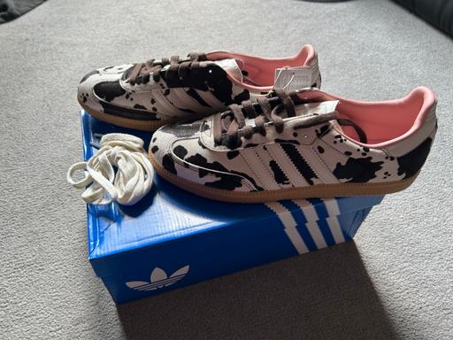  — New Adidas Samba Cow Print Trainers with Tags