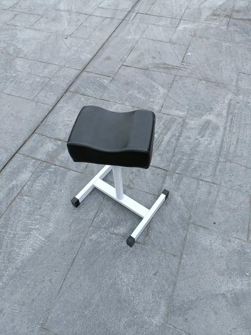  — pedicure stools
