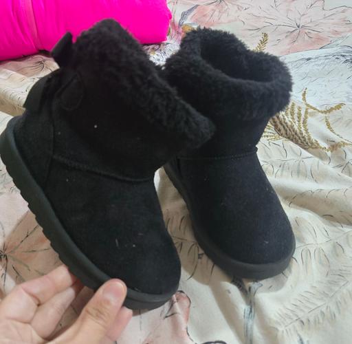  — size 7 baby girls boots