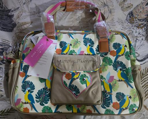  — NEW Baby changing bag YUMMY MUMMY