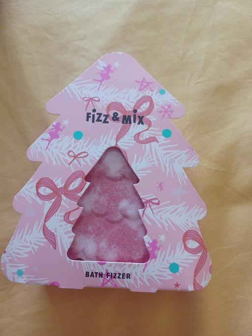  — bootsfrosted fairy bath fizzer