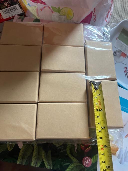 — 10 small gift boxes