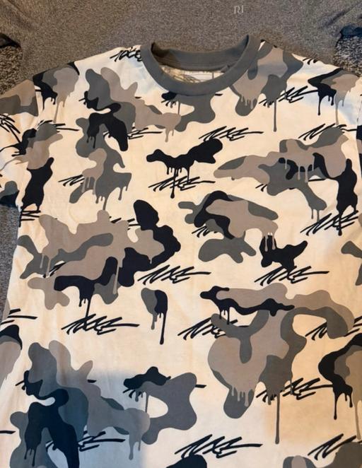  — Boys tops