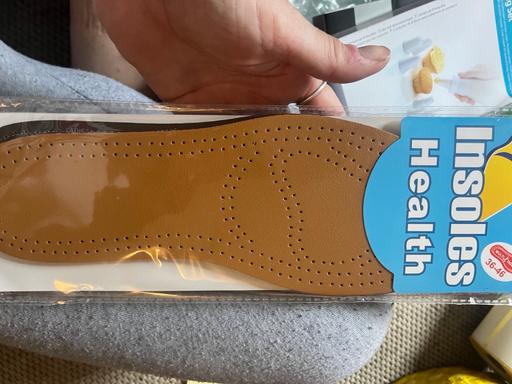  — Insoles and stencils