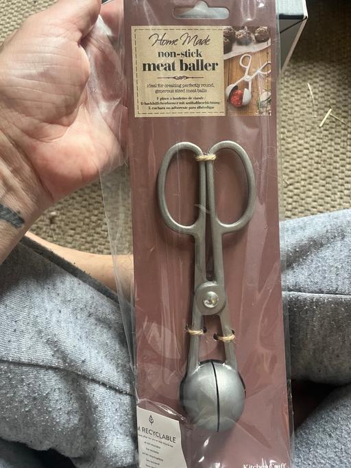  — New meatball maker perfect sizes