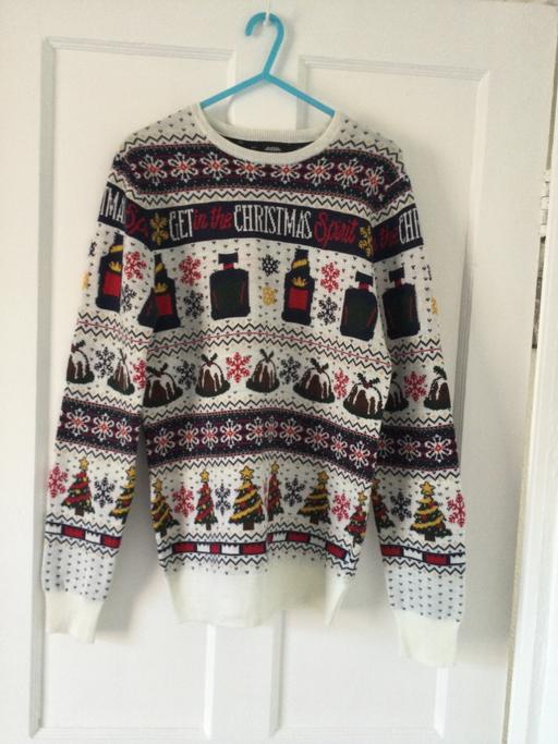  — Mens Xmas jumper size Small