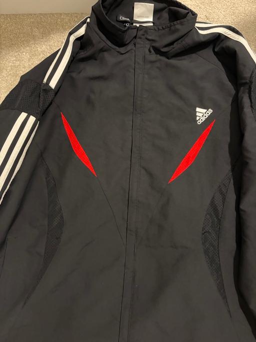  — Adidas wind breaker
