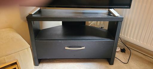  — tv stand