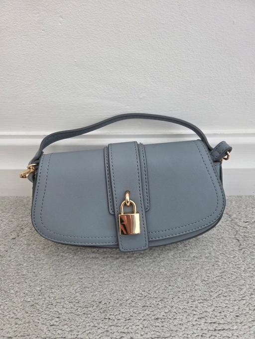  — Bag