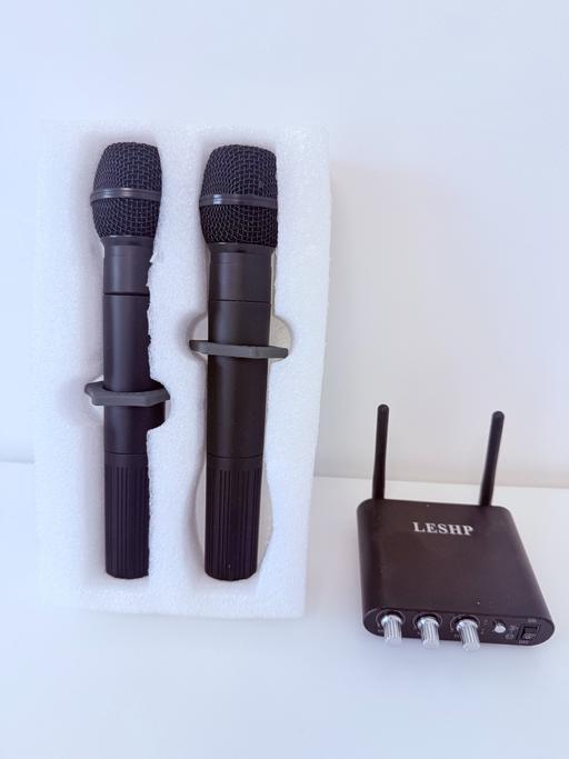  — Dual Wireless Microphone Set