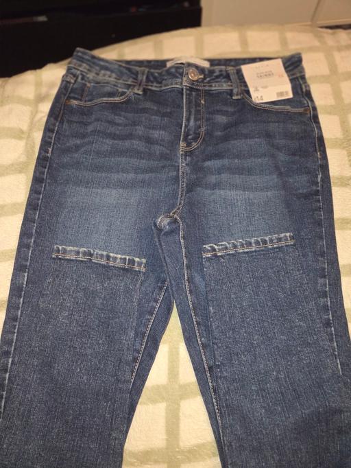 — George skinny jeans size 12.