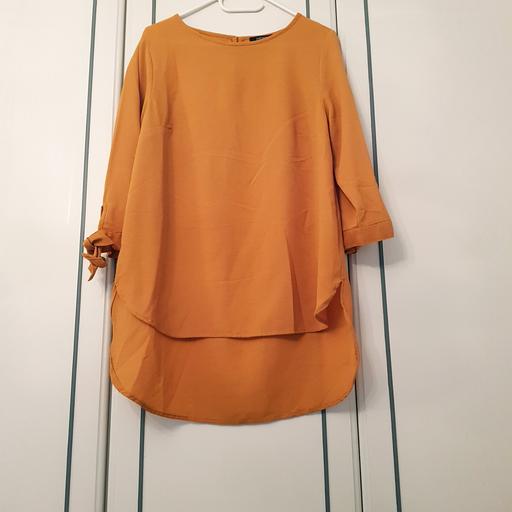  — MUSTARD PAPAYA 12 LADIES TOP-EXCELLENT CONDIT