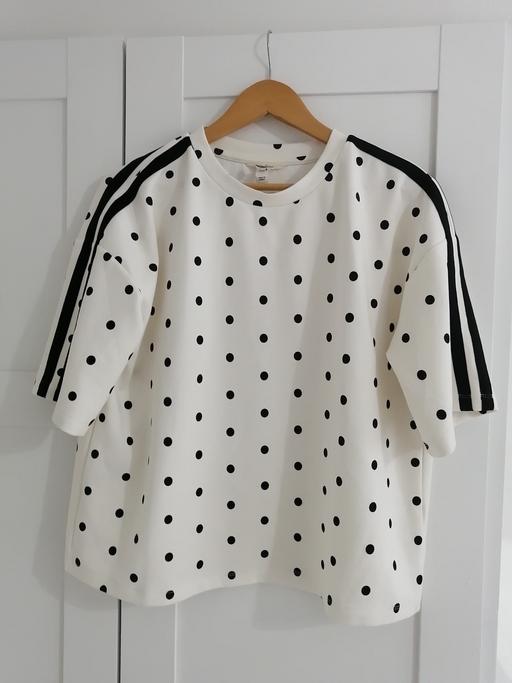  — River island women's medium polka dot top