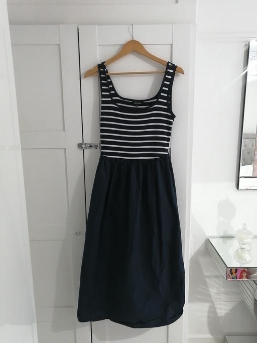  — women's size 12 navy striped dress