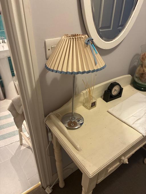  — Pretty small blue/ white lamp with shade