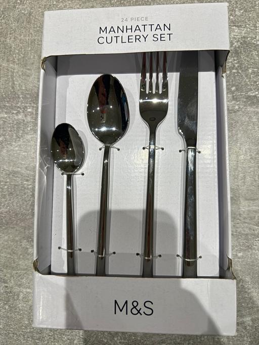  — M&S MANHATTAN CUTLERY SET