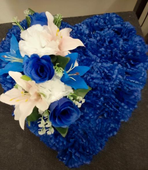  — artificial flower full heart