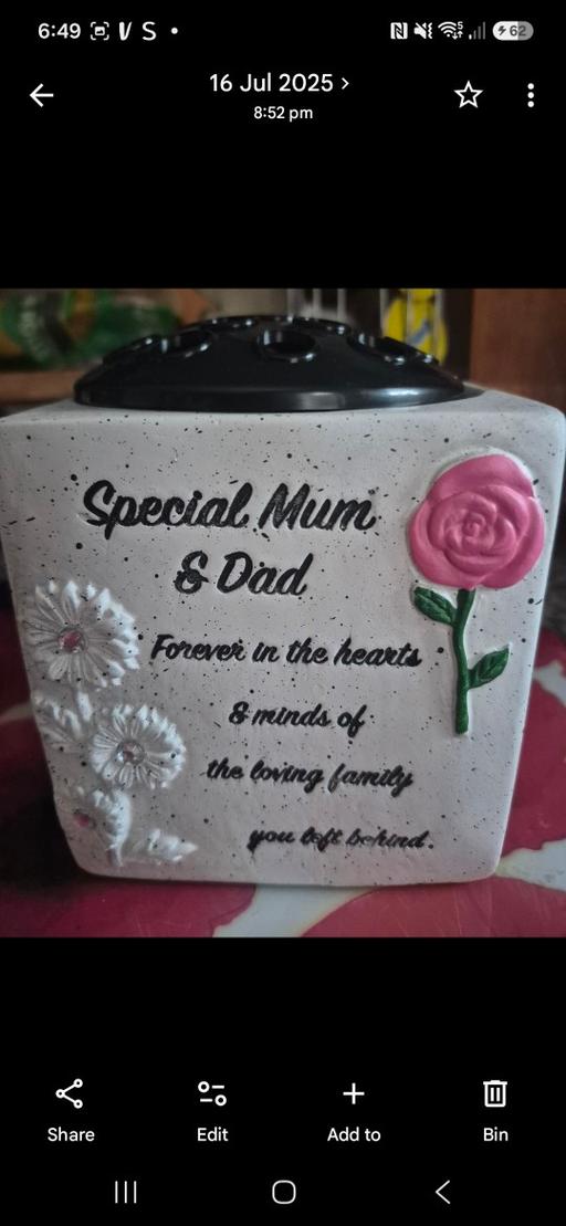  — special mum and dad memorial planter