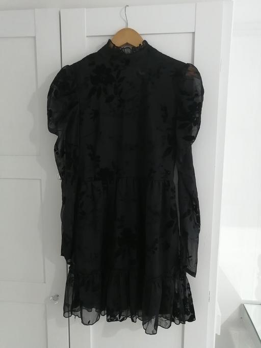  — women's size 10 black dress