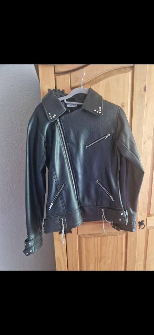  — ladies leather coat size medium