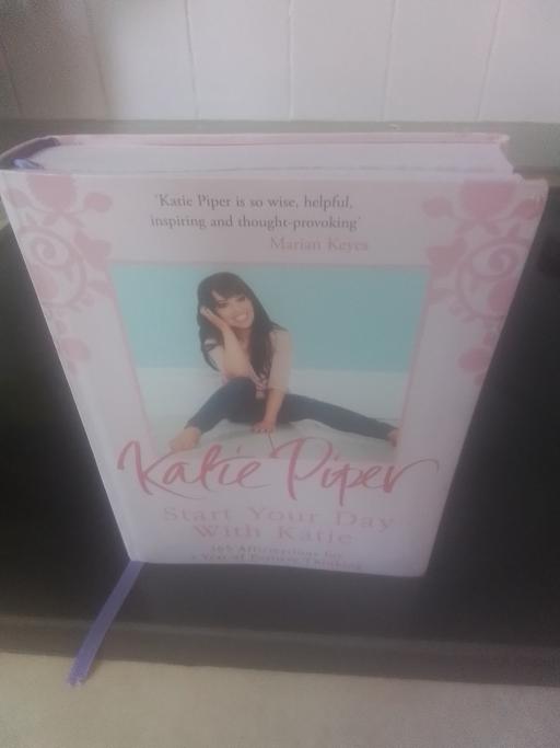 — BRAND NEW KATIE PIPER DAY DIARY