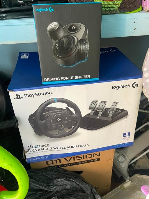  — Logitech G923 Steering Wheel + Shifter