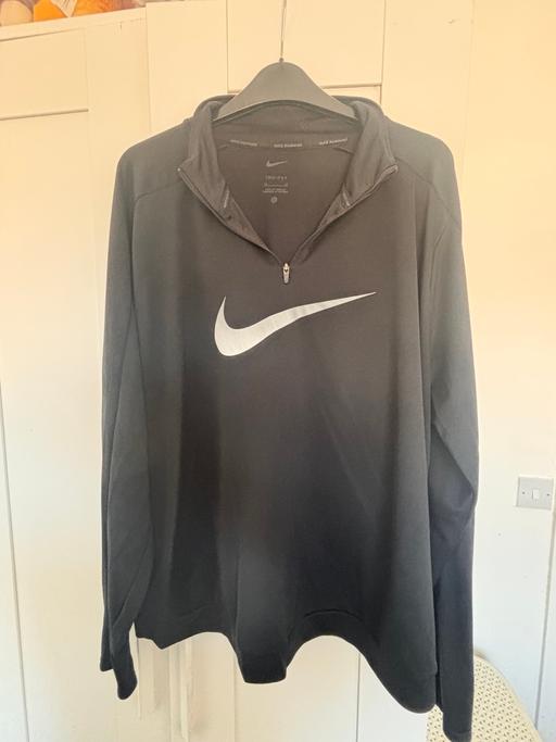  — Nike dri fit