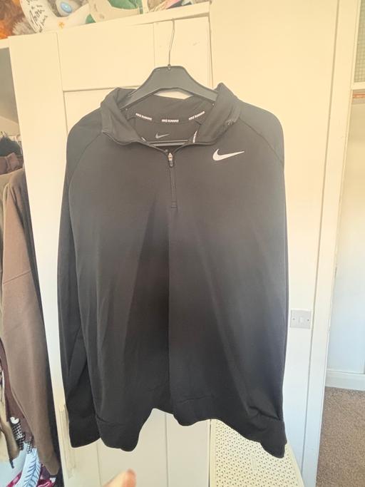  — Nike dri fit