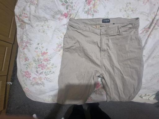  — Closure London Beige Chinos